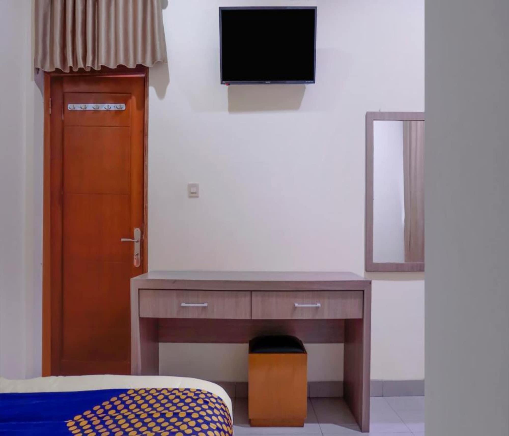 فندق Oyo 2357 Syariah Grand Raudhah جاكرتا المظهر الخارجي الصورة