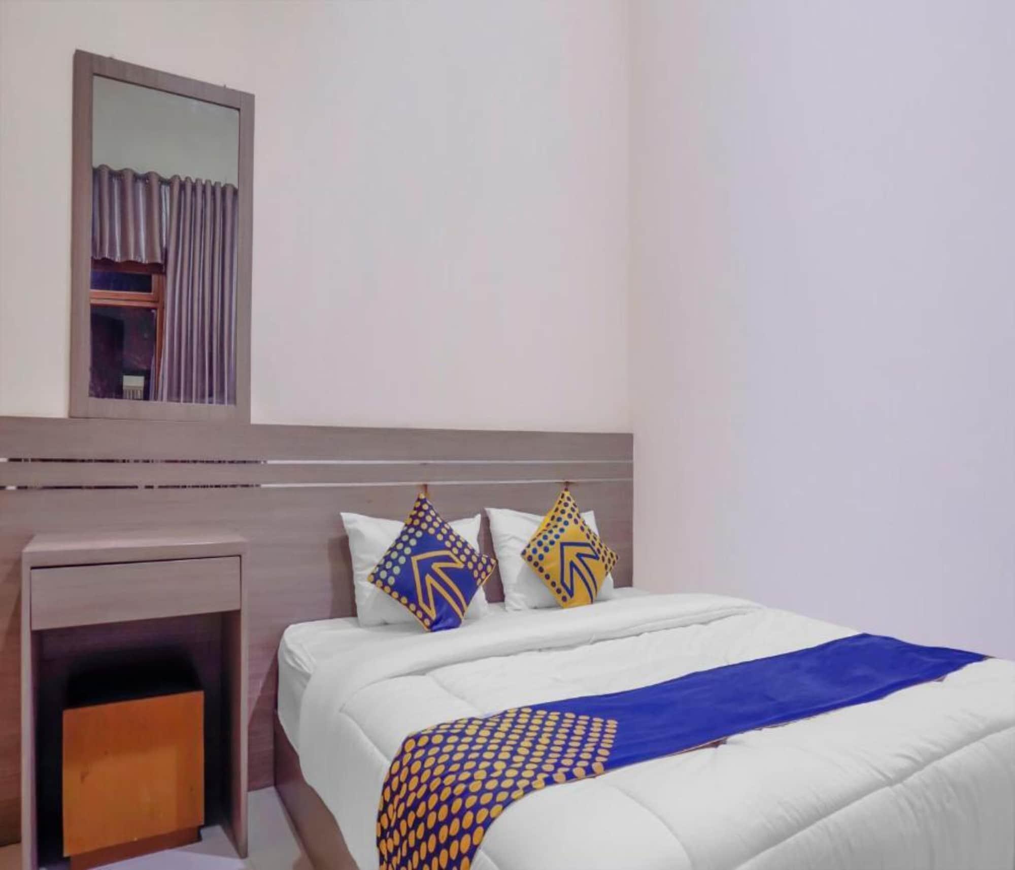 فندق Oyo 2357 Syariah Grand Raudhah جاكرتا المظهر الخارجي الصورة